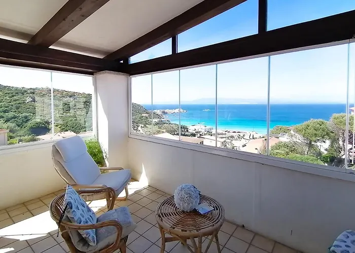 Blue Sky Apartment *